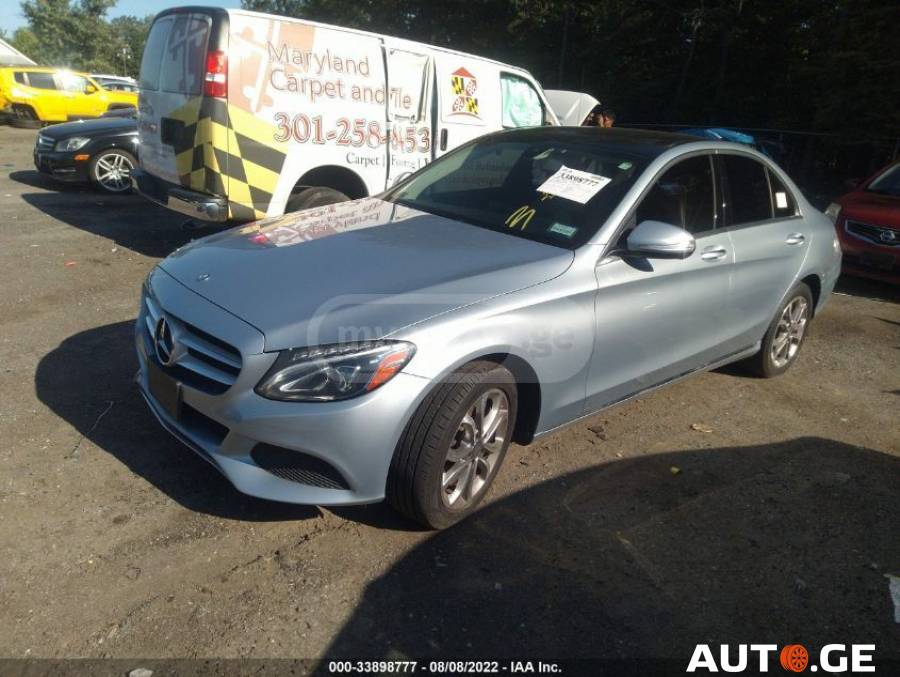 Mercedes-Benz C-300-Merc 2015 — photo 2