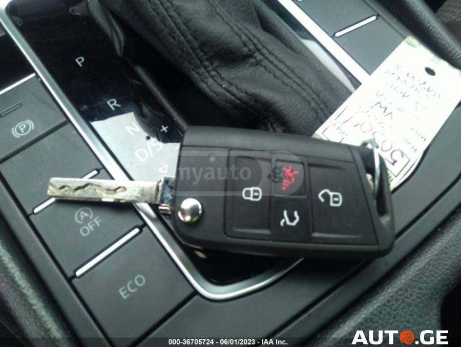 Volkswagen Jetta 2020 — photo 2