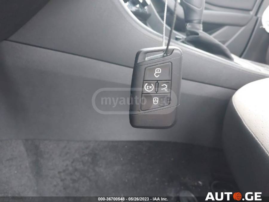 Volkswagen Jetta 2020 — photo 2