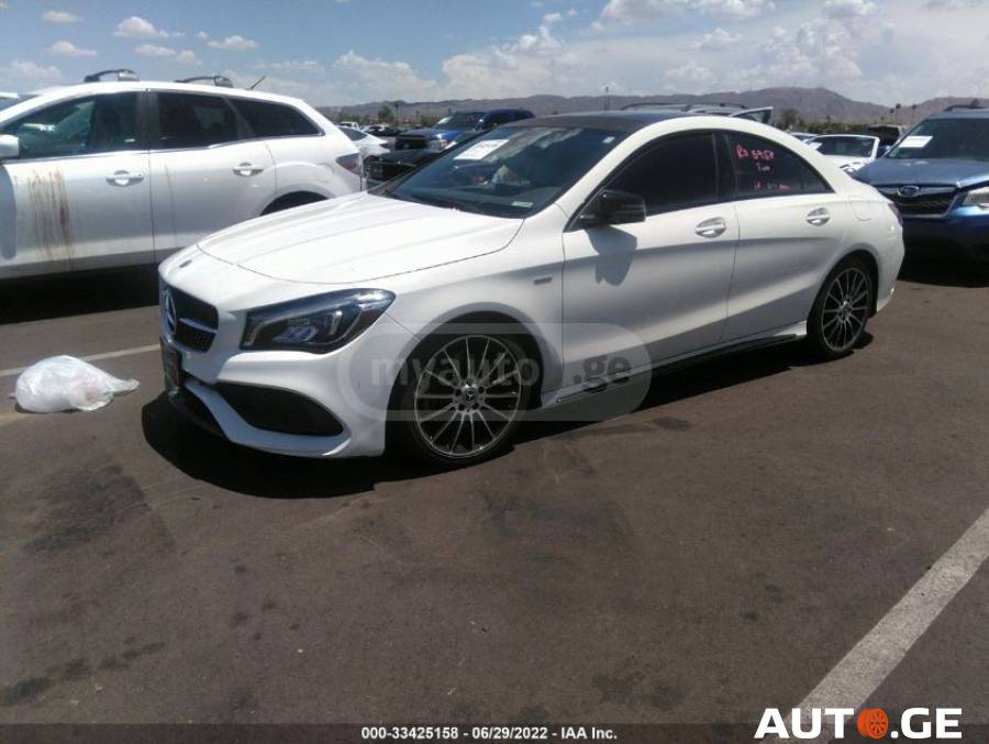 Mercedes-Benz Cla-250C 2018 — photo 2