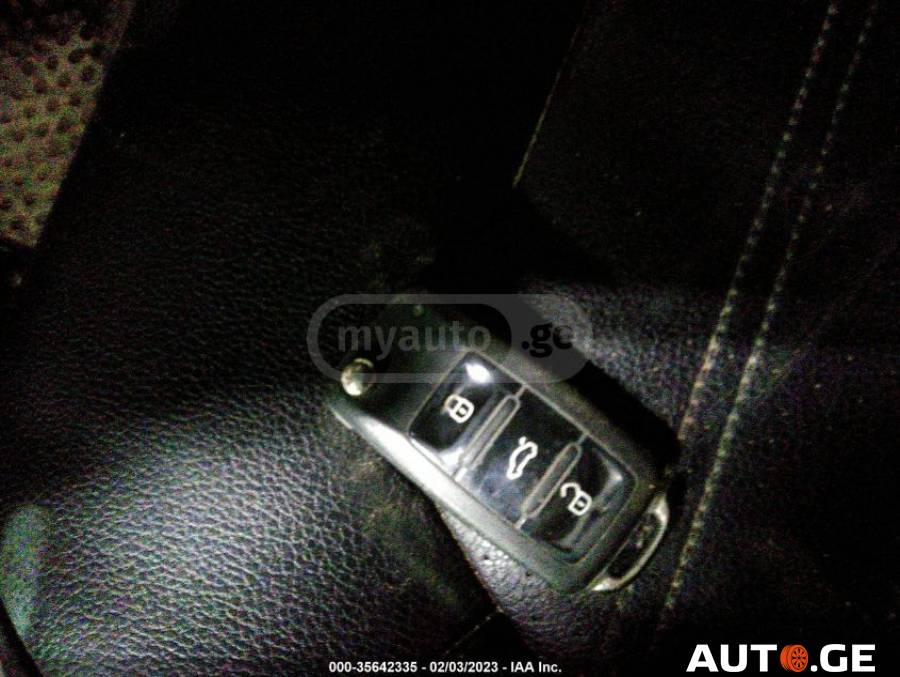 Volkswagen Jetta 2016 — photo 2