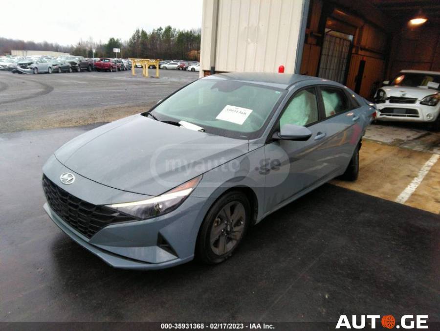 Hyundai Elantra 2021 — photo 2