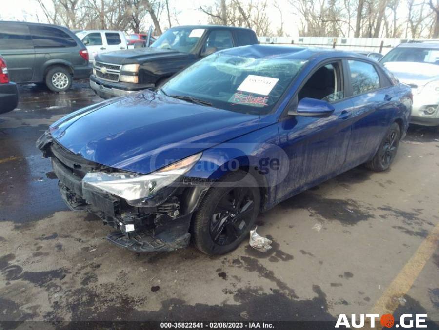 Hyundai Elantra 2022 — photo 2