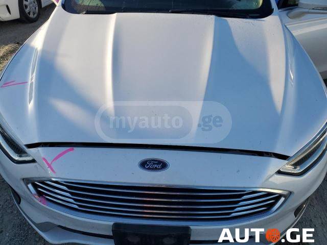 Ford Fusion 2019 — photo 2