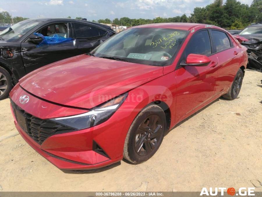 Hyundai Elantra 2023 — photo 2