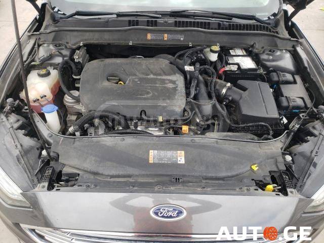 Ford Fusion 2018 — photo 2