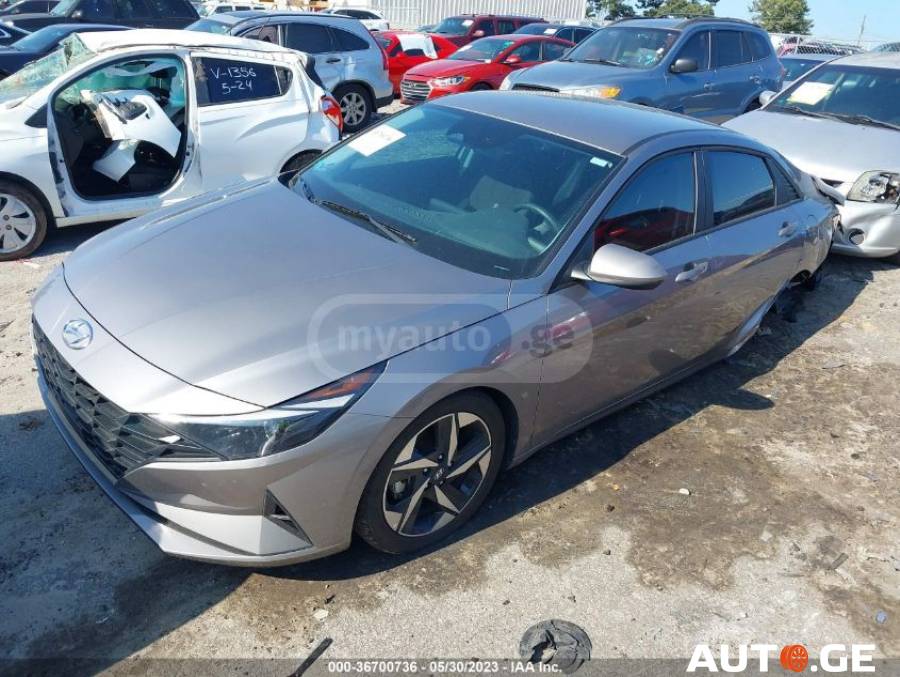 Hyundai Elantra 2023 — photo 2