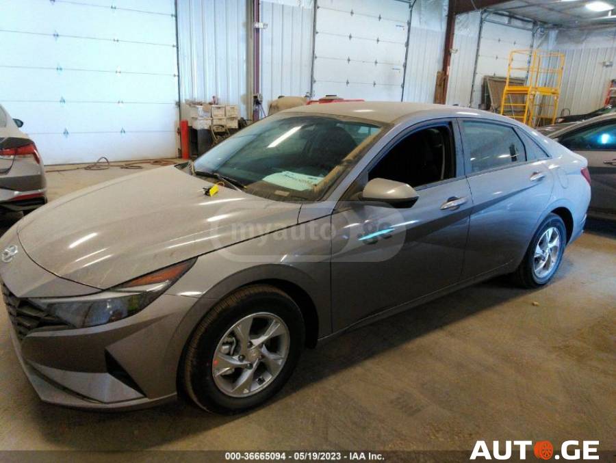 Hyundai Elantra 2023 — photo 2