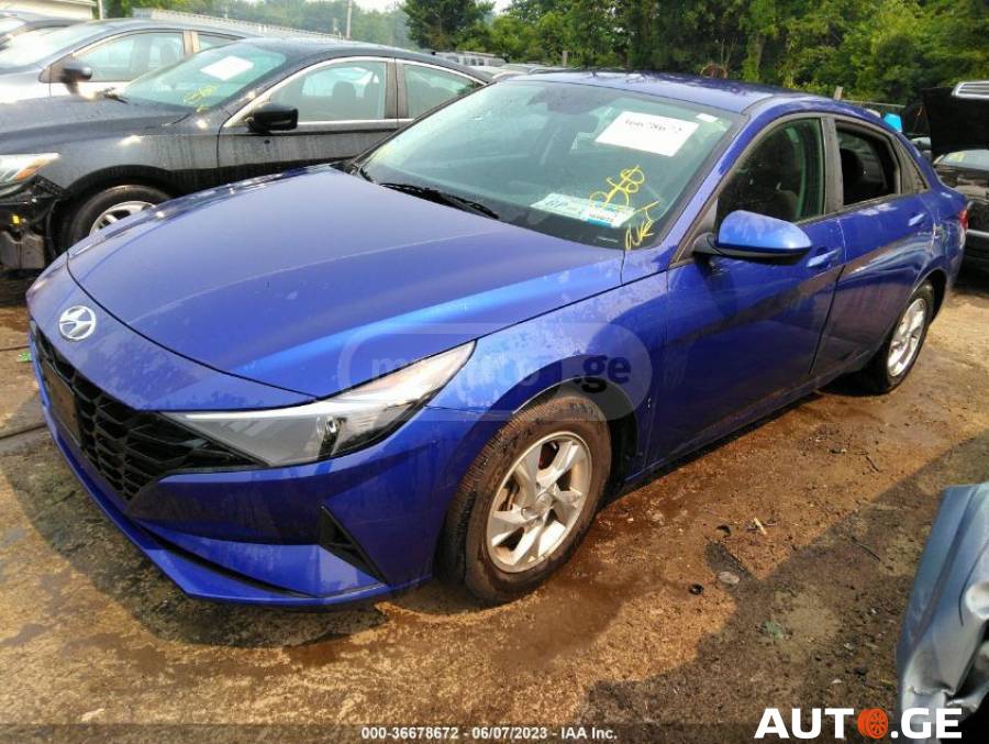 Hyundai Elantra 2021 — photo 2