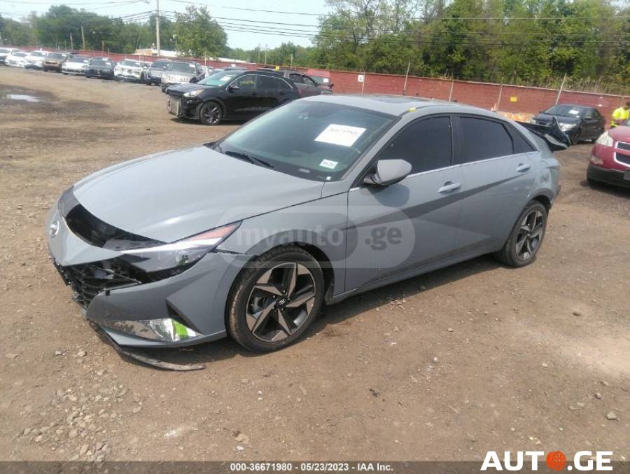 Hyundai Elantra 2021 — photo 2