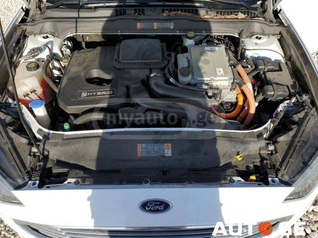 Ford Fusion 2017 — photo 2