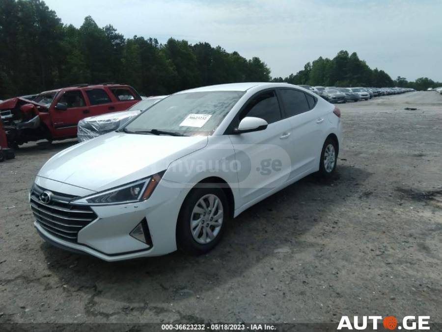 Hyundai Elantra 2019 — photo 2