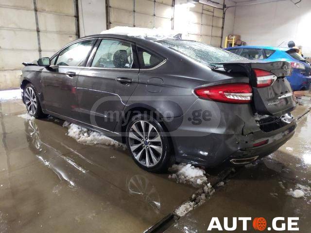 Ford Fusion 2019 — photo 2