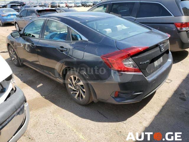Honda Civic 2018 — photo 2