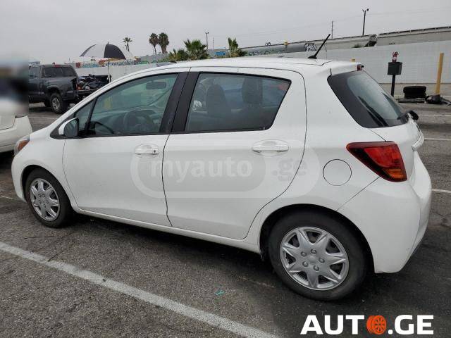 Toyota Yaris 2015 — photo 2