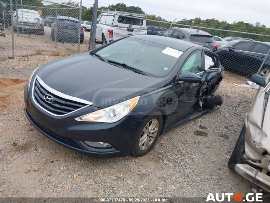 Hyundai Sonata 2013 — photo 2