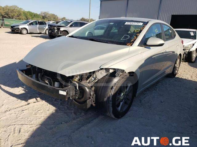 Hyundai Elantra 2017 — photo 2
