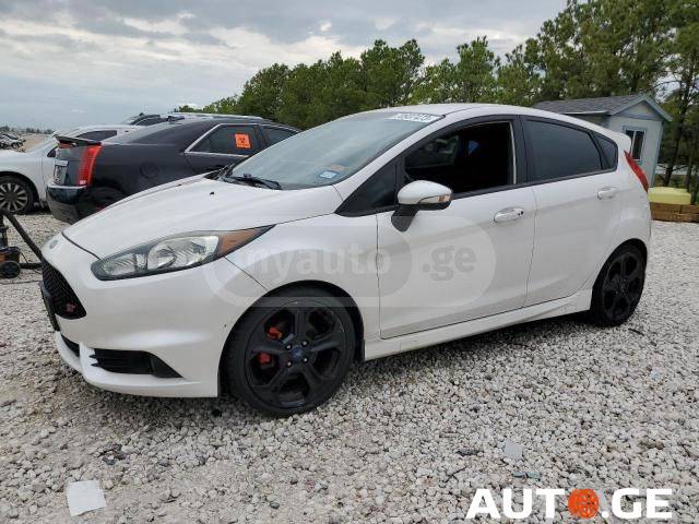 Ford Fiesta 2016 — photo 2
