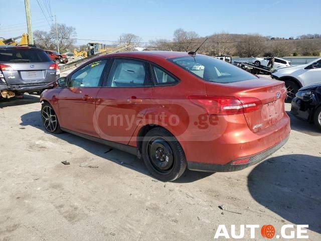 Ford Focus 2018 — photo 2