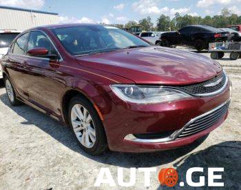 Chrysler 200