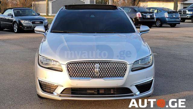 Lincoln MKZ 2017 — photo 2