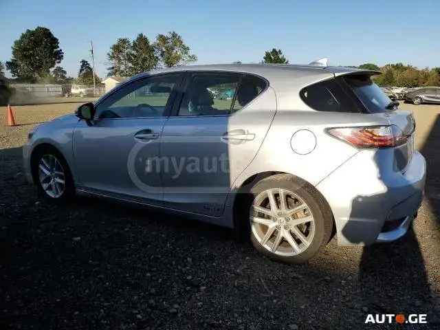 Lexus Ct-200H 2015 — photo 2