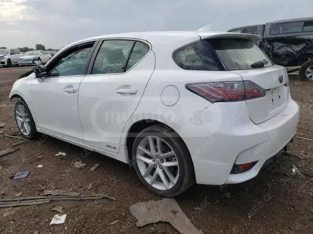 Lexus Ct-200H 2014 — photo 2