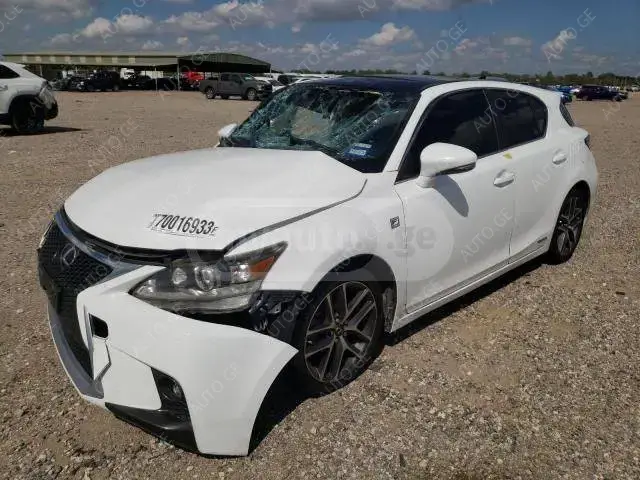 Lexus Ct-200H