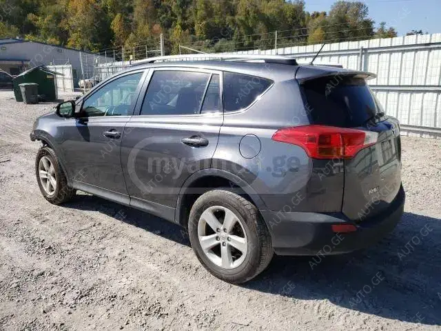 Toyota RAV4 2013 — photo 2