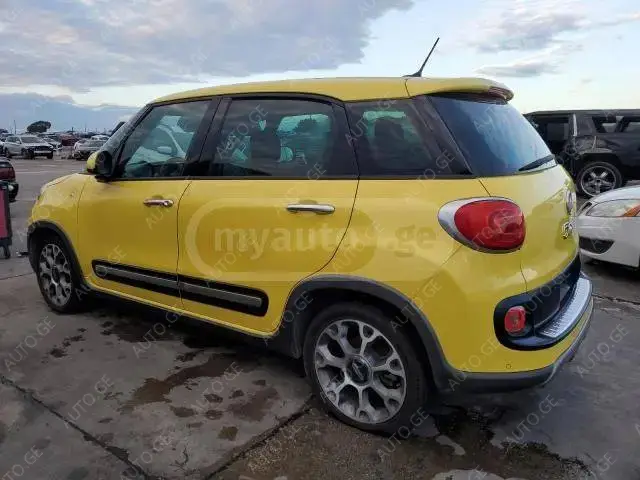 Fiat 500L 2014 — photo 2