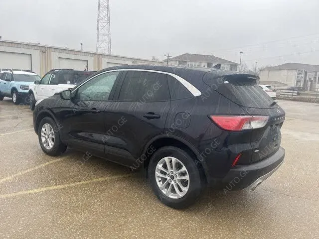 Ford Escape 2022 — photo 2