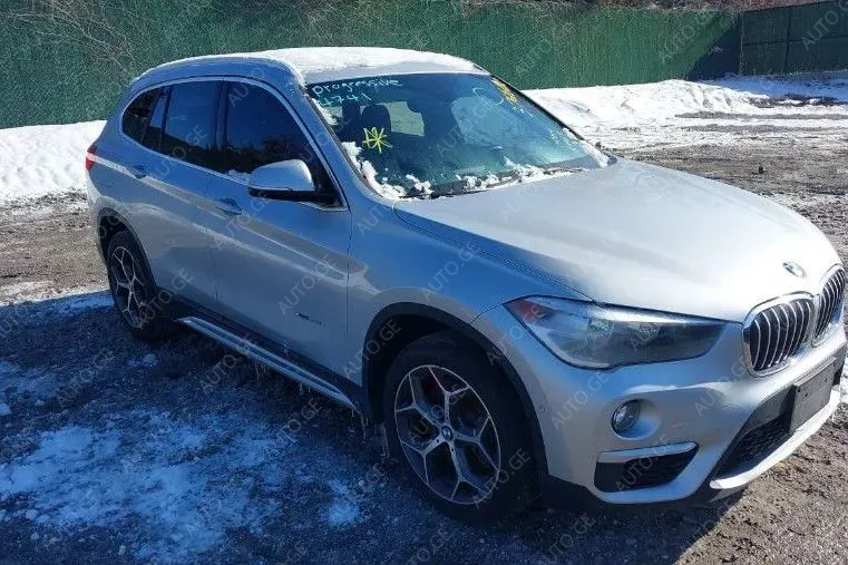 BMW X1 2018 — photo 2