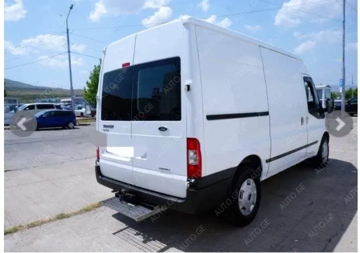 Ford Transit 2011 — photo 2