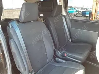 Toyota Voxy 2015 — photo 2