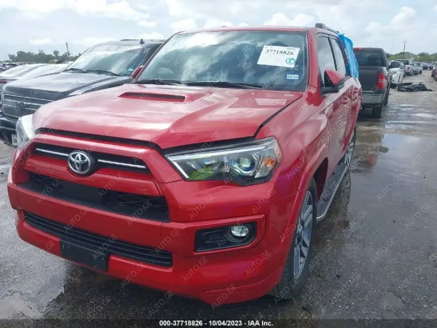 Toyota 4Runner 2022 — photo 2