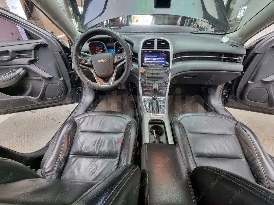 Chevrolet Malibu 2014 — photo 2