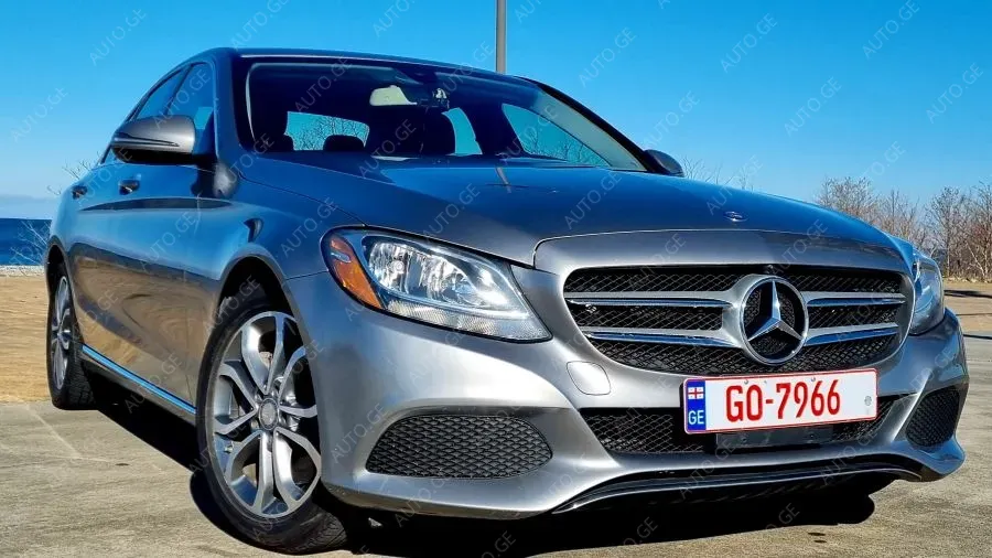 Mercedes-Benz C-300-Merc