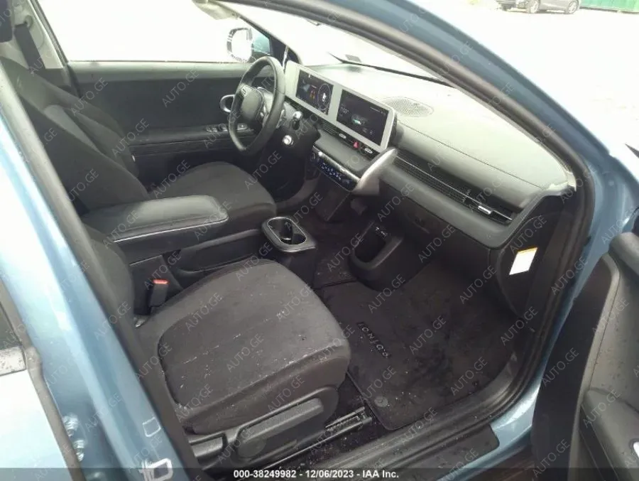 Hyundai Ioniq 2023 — photo 2