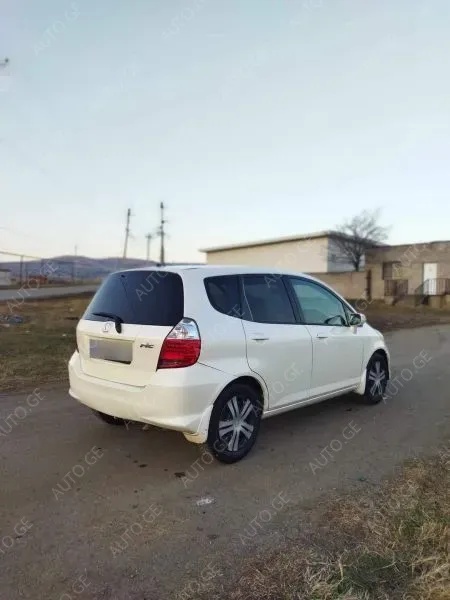 Honda Fit 2007 — photo 2