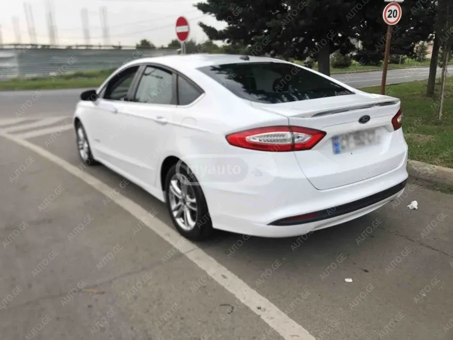Ford Fusion 2014 — photo 2