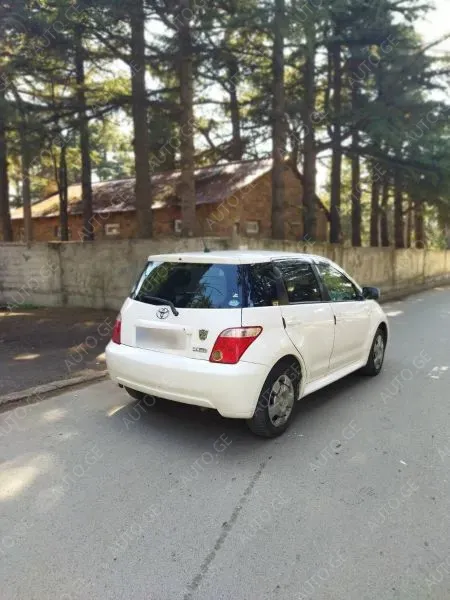 Toyota Ist 2007 — photo 2