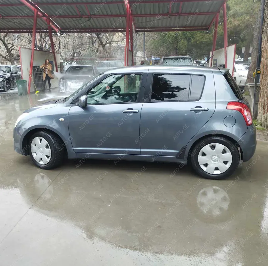 Suzuki Swift 2007 — photo 2