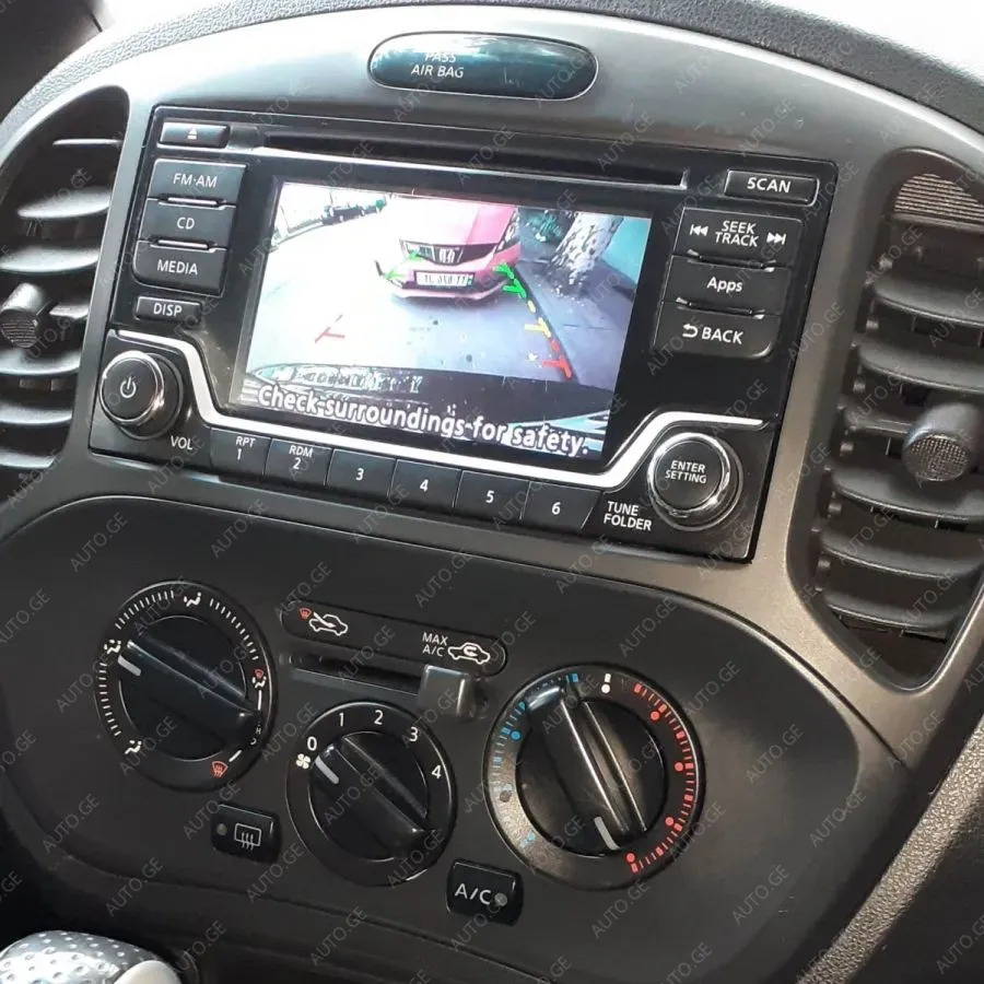 Nissan Juke 2016 — photo 2
