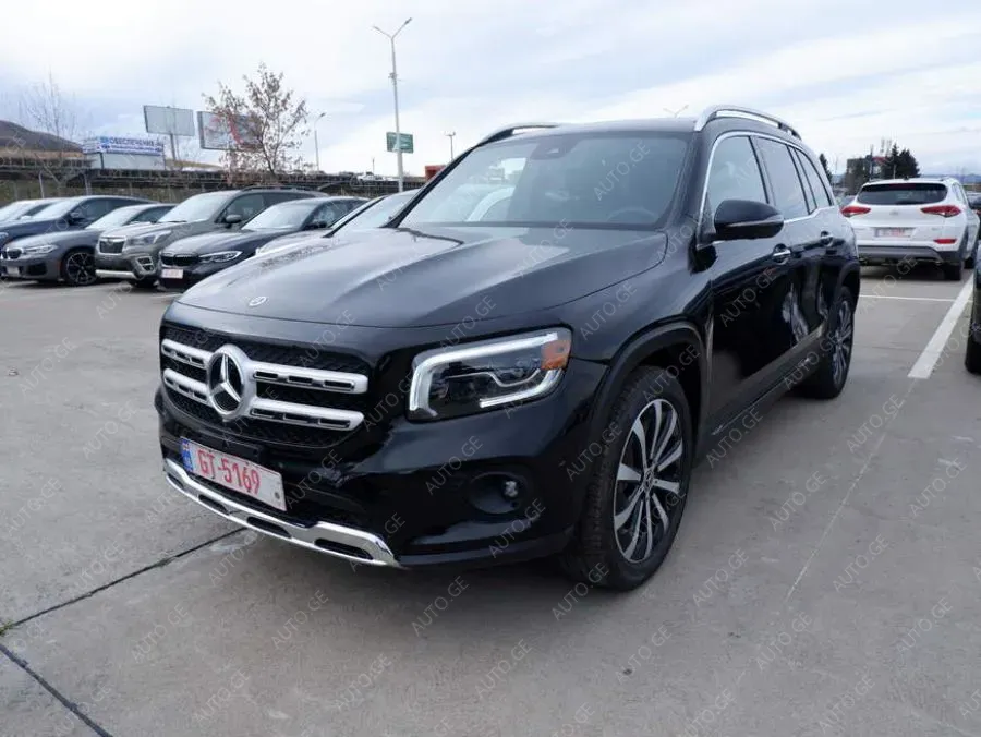 Mercedes-Benz Glb200 2023 — photo 2