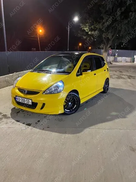Honda Fit 2004 — photo 2