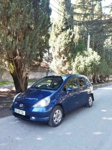 Honda Fit 2003 — photo 2