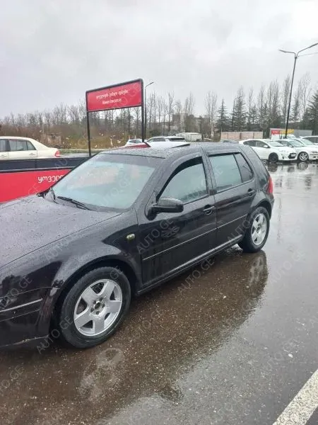 Volkswagen Golf 2002 — photo 2