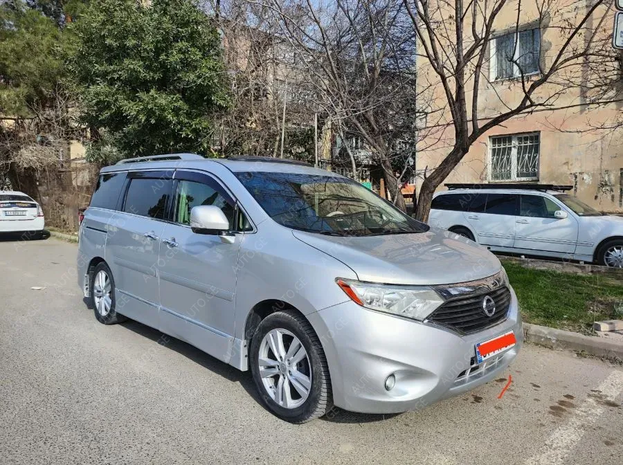 Nissan Quest