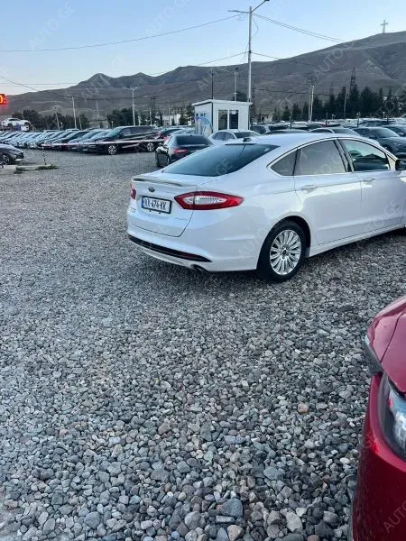 Ford Fusion
