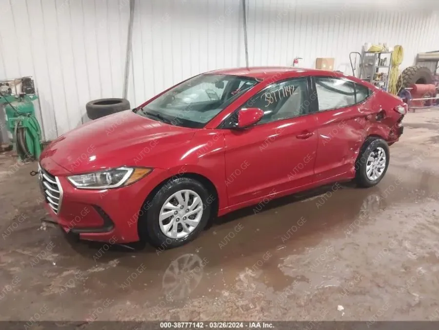 Hyundai Elantra 2018 — photo 2